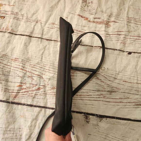 Marc Jacobs Nylon Messenger Crossbody Bag NWOT - Picture 6 of 6